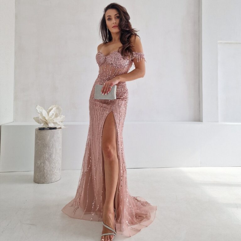 Stylizacja z marką Lilith - sukienka