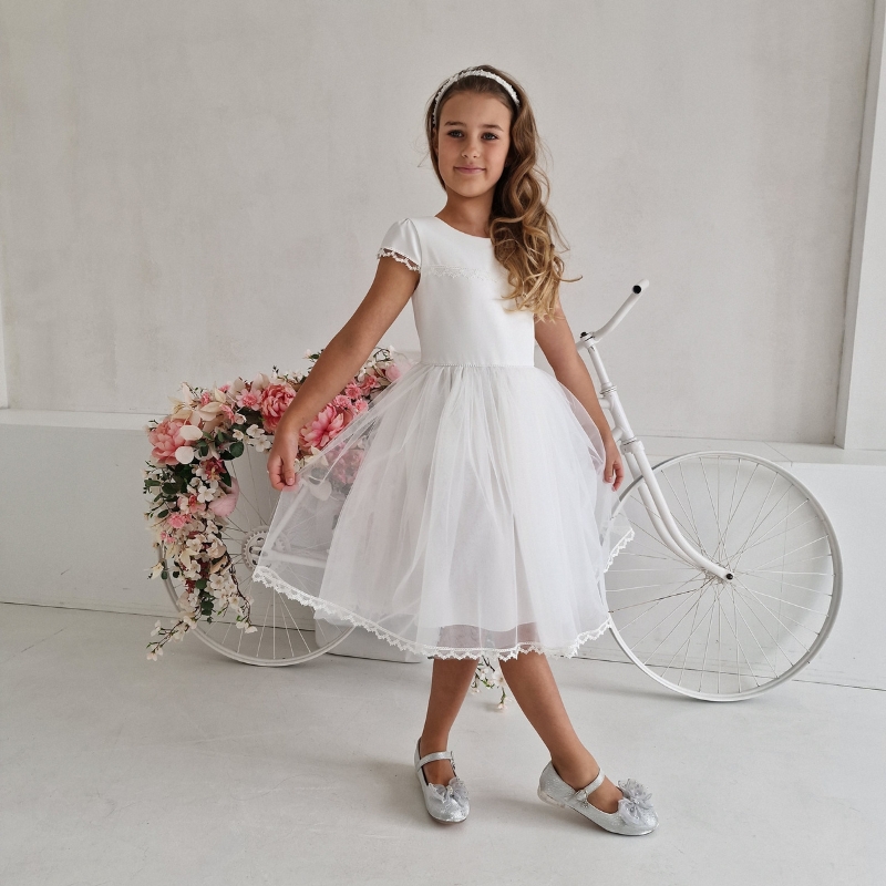 Sukieneczka dla dziewczynki na wyjątkową okazję